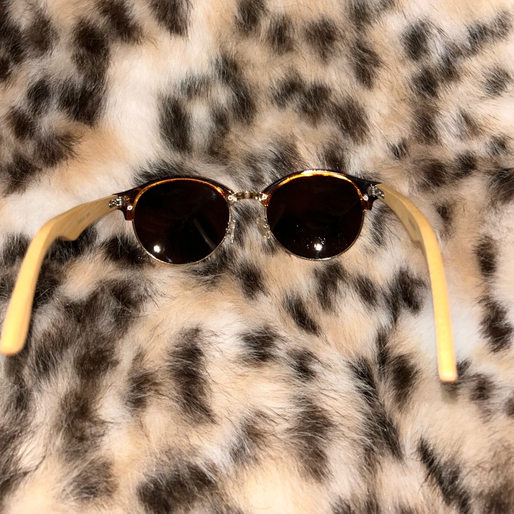 Steve Madden Tortoise Bamboo Sunglasses Brown Lenses -Used Condition- - Picture 7 of 7